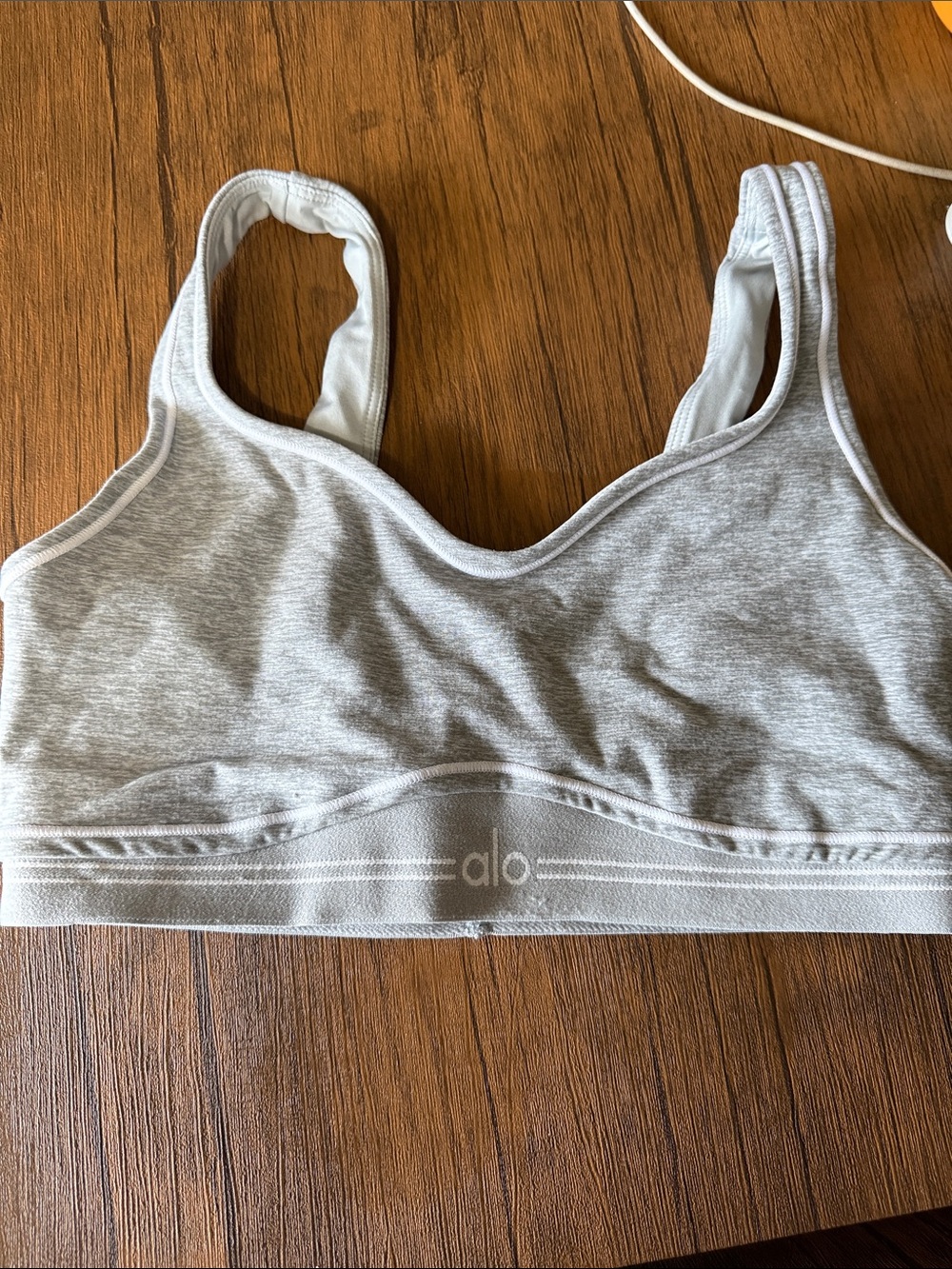 ALO Yoga Heather Gray Scoop Neck Sports Bra